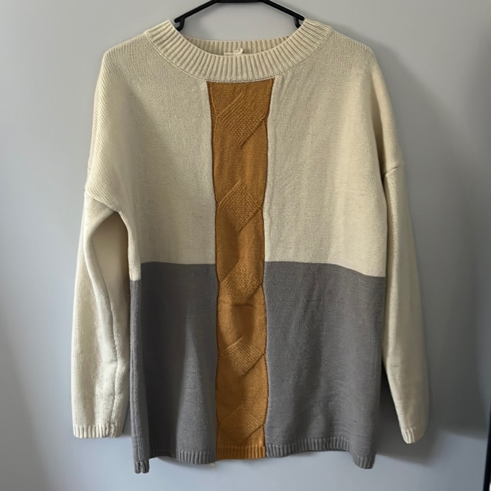 Medium winter sweater, cream, gray, yellow stripe down the middle